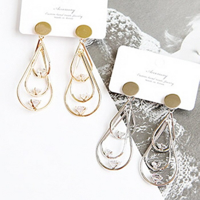 카밀라 [당일발송] 아이리스 귀걸이