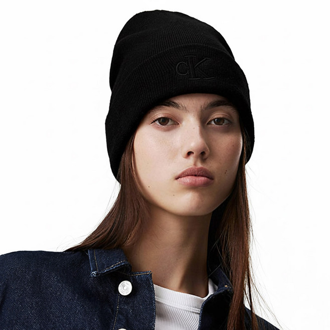 캘빈클라인 자수 CK로고 비니 모자 블랙