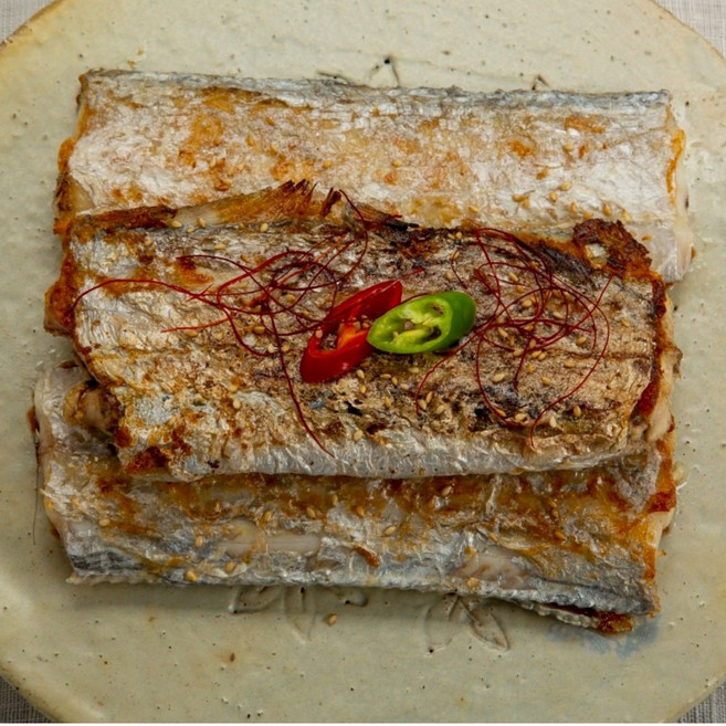 밥반찬 친구 (개별포장 냉동) 제주 손질 갈치 한번 먹으면 무조건 또 시키게 되는 그 맛 산지직송, 1세트, 제주 손질갈치(냉동) 500g내외 / 6-8토막