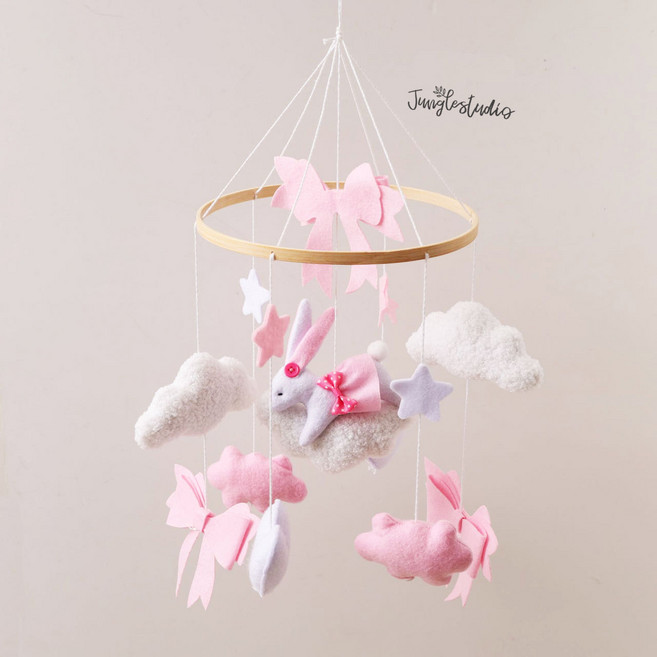 [정글스튜디오] 핑크 리본 토끼 펠트 모빌 신생아 아기 침대 감성 모빌 아기방 꾸미기, 1개, 핑크리본
