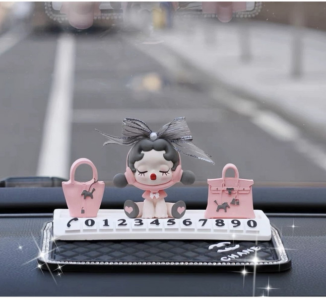 넘버링카 [차량용 번호판 인형] 프리미엄 대시보드 꾸미기 여신 미니피규어 세트, 1세트, 스타일D