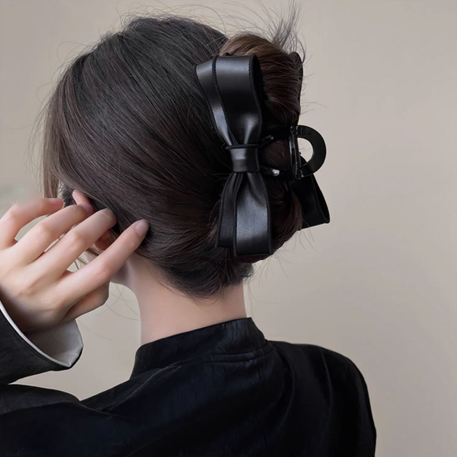 엑스비지 고급스러운 블랙 리본 집게핀