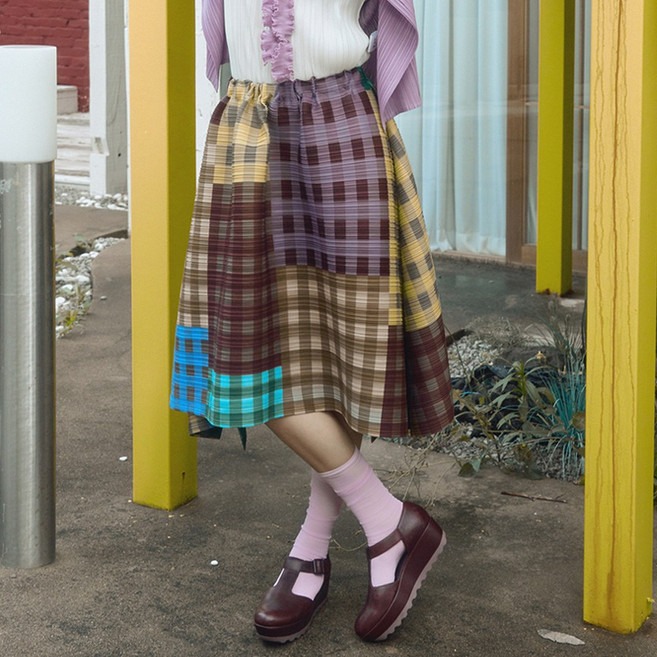 피네플리츠 레터링 스커트 (4 Color)