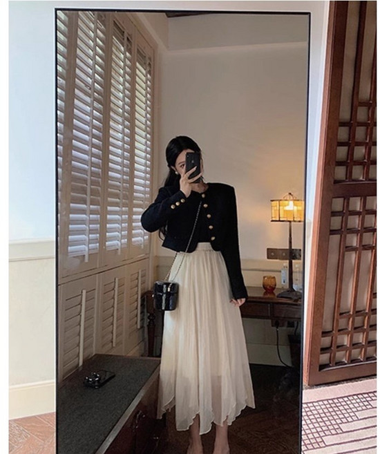 우아한 페미닌룩 금장버튼 트위드 자켓 | 봄 하객룩 & 데이트룩