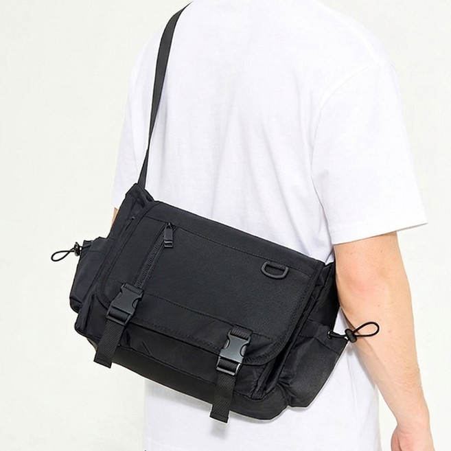 로클로라 남녀공용 메신저백 중학생 고등학생 대학생 크로스백 학교 학원 가방