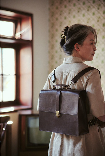 오래 orae 노트북사첼백 (다크 브라운) 변호사가방 가죽가방 브리프케이스 여자백팩 여자서류가방 여성노트북가방 사첼백 직장인가방