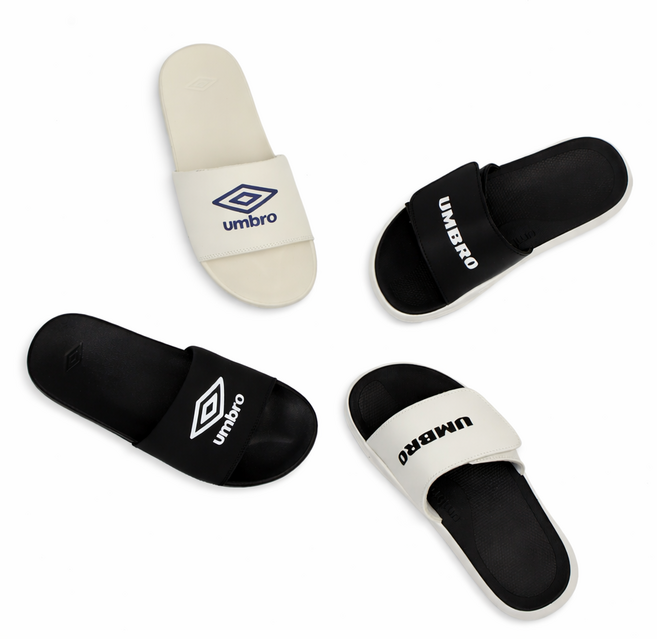 [백화점 정품/AS가능] 엄브로 26SS 남녀공용 커플 슬라이드 실내화 슬리퍼 쪼리 플립플랍 + 스포츠양말
