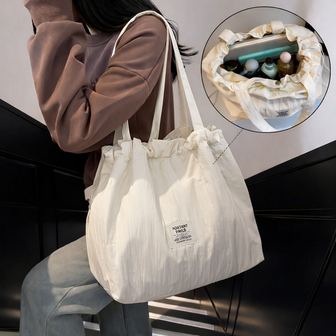 Firina 경량 나일론 셔링 스트링 보부상 여성 데일리 숄더백 토트백