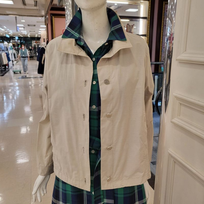 BCBG 비씨비지 여름23 벤자민 점퍼 B3B3R104