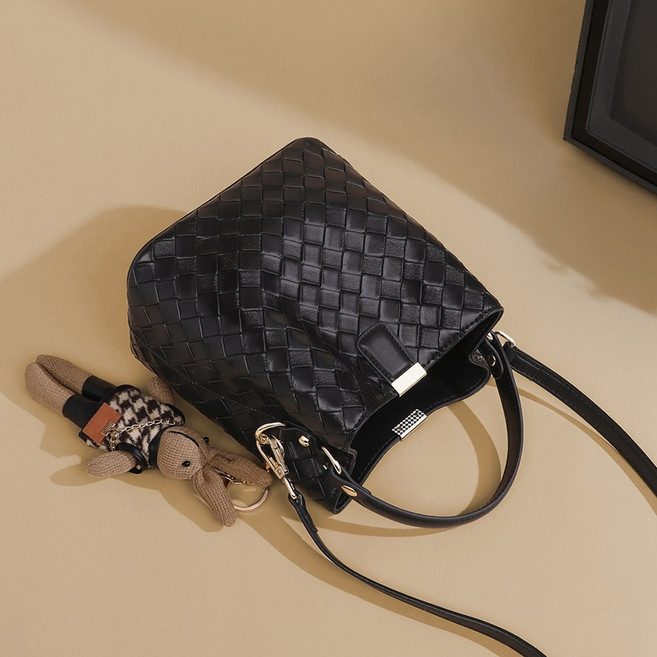 팀모스트 수납좋은 데일리 여성 크로스백 미니 토트백 가방 파우치증정