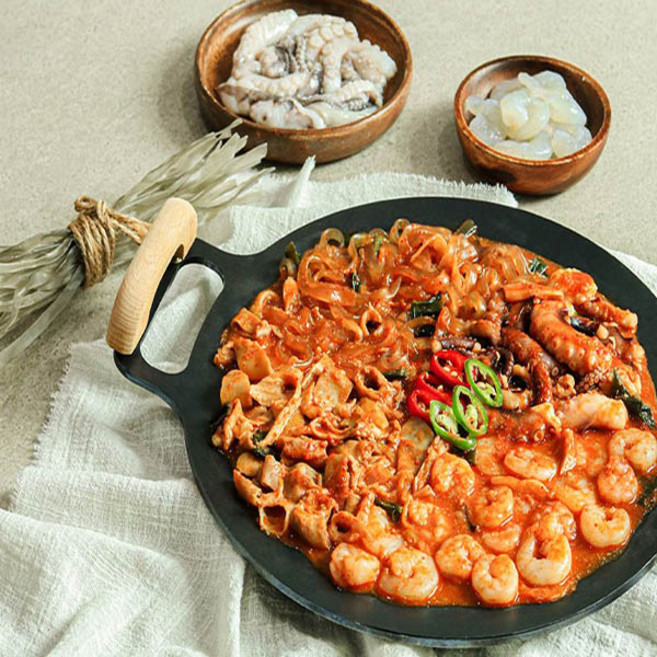 부산식 해물전골 부산할매 낙곱새 770g, 1개