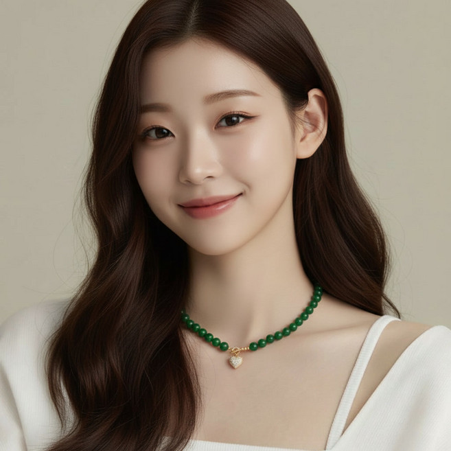 올리브 그린 옥 젬스톤 목걸이