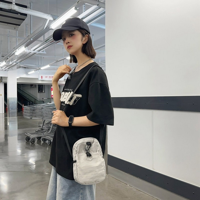 란몰 미니 크로스백 남여공용 핸드폰가방 경량 메신저백