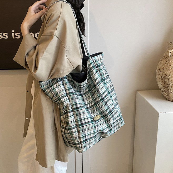 트렌디한 패션 체크무늬 숄더백 캐주얼 다용도 대용량 버킷백 양면 사용 가능한 캔버스 가방