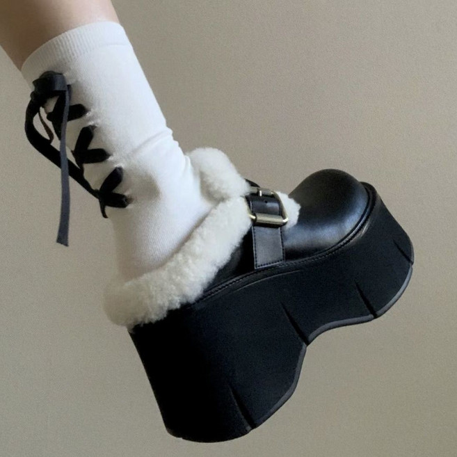 Salimm 겨울 여성 키높이 버클 통굽 기모 털 슬리퍼