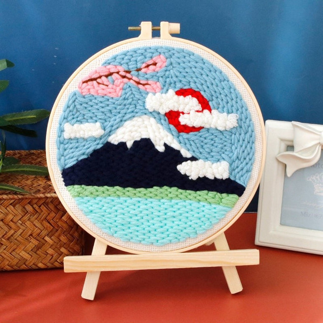 戳戳繡DIY材料包，多款可愛圖案刺繡擺件，毛線畫手工藝品, 山下 ,簡單戳筆+三角架-非成品, 1個