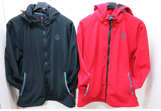 UNIONE 男生連帽軟殼外套 防風防潑水