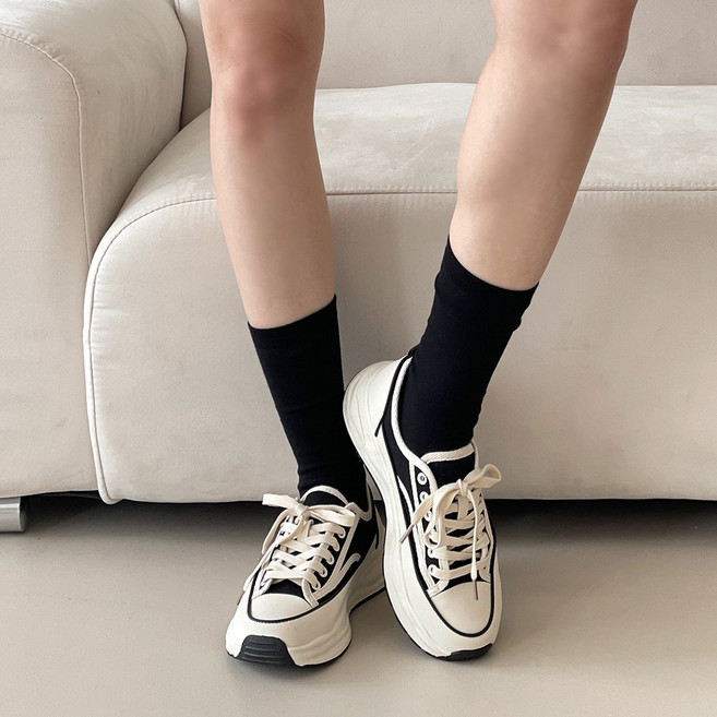 여성용 통굽 스니커즈 티안나는 키높이 운동화 4cm