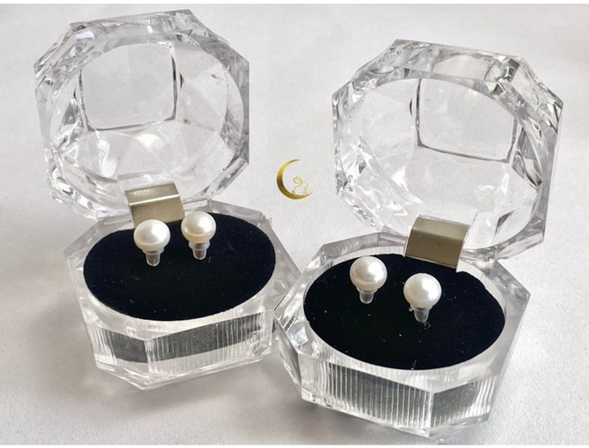 淡水珍珠耳針 白珍珠款式 附贈透明收納盒