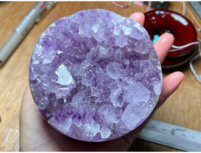紫晶聚寶盆瑪瑙底座擺件，淨化空間，招財納福，提升居家品味