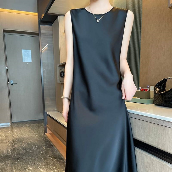 DFMEI 高級感圓領真絲吊帶連衣裙女春夏醋酸緞面中長裙內搭絲綢無袖氣質