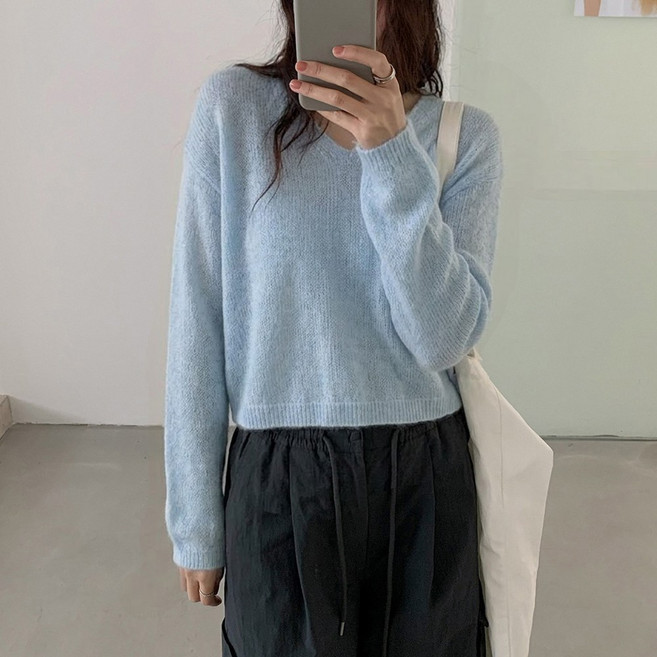 타니즈 비엘로 부드러운 여성 브이넥 간절기 긴팔 니트