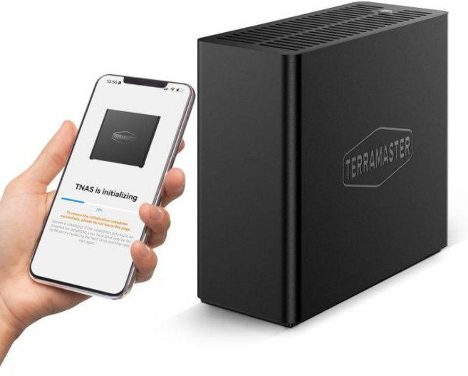 테라마스터 F8 SSD 플러스 NAS 8베이 전용 저장장치 코어 i3 8코어 8스레드 CPU 16GB DDR5 RAM 10GbE 포트 8개 방열판 포함 손바닥 크기 네트워크 연, F4 SSD