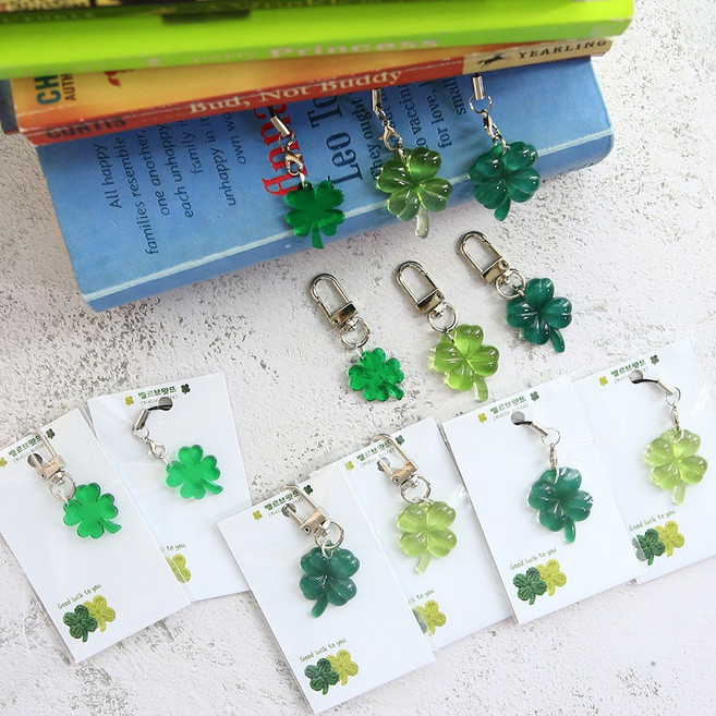 [DND] 행운 네잎 클로버 키링 참 호마이카 행운의 크로버 크로바 클로바 네잎클로버 럭키 열쇠고리