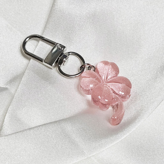 리빙릿 네잎클로버 비즈 키링 행운 부적 핸드폰줄 시험 합격 기원, 1개, 핑크 D형고리