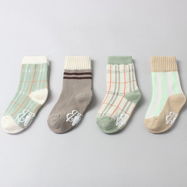 노디자인 C01라인체크 중목 4켤레 유아 아동 아기 남아 여아 봄 여름 가을 겨울 중목 주니어 키즈 어린이 유치원 선물 양말 세트