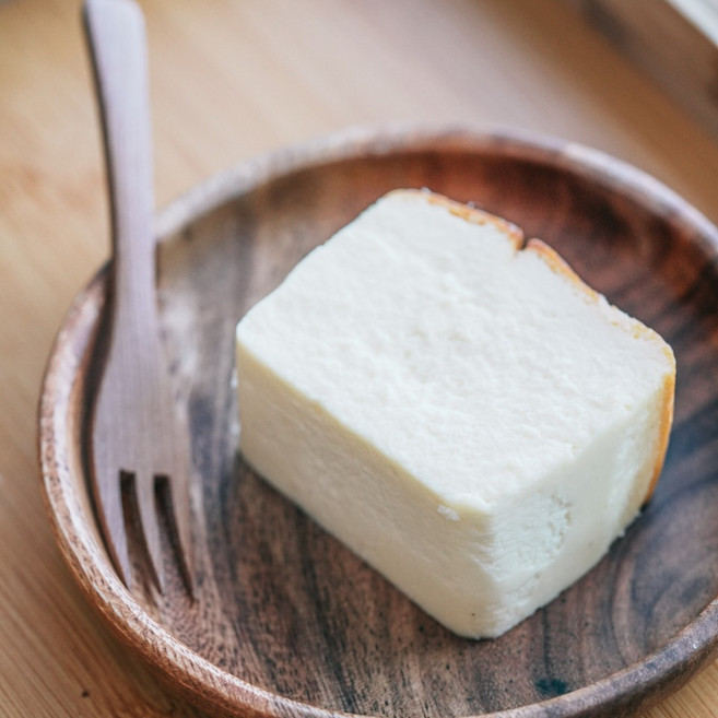 바스크치즈케이크 바닐라 사르르 / 흑임자 얼그레이 선물용 디저트맛집 [반할듯말듯], 오리지널바스크, 1개