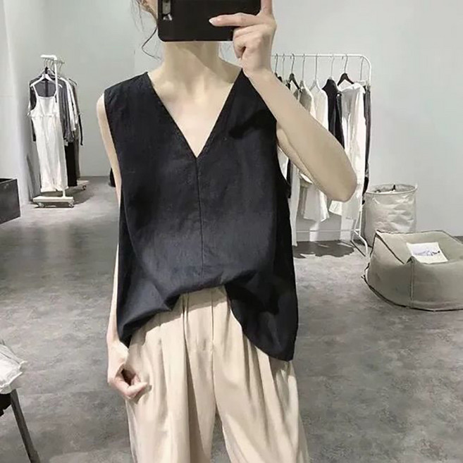중년 여성 빅사이즈 민소매 티셔츠 여름 냉장고 엄마룩 린넨 브이넥 끈나시 루즈핏 캐주얼 이너 심플 빈티지 쿨링 아우터 조끼 상의