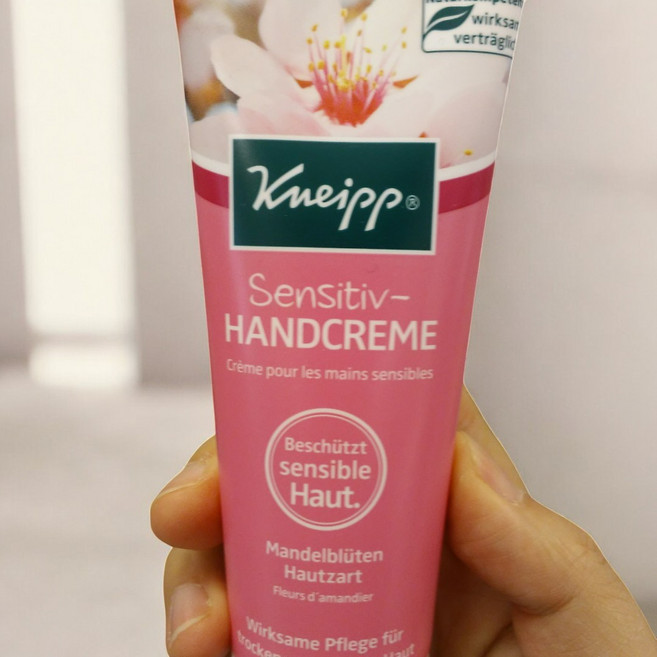 Kneipp 크나이프 센서티브 아몬드꽃 핸드크림 75ml, 1병