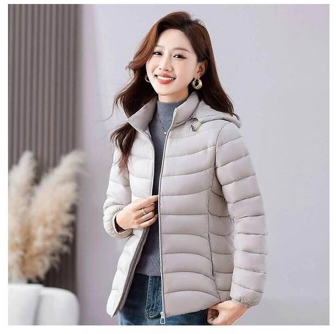 連帽白鴨絨羽絨外套