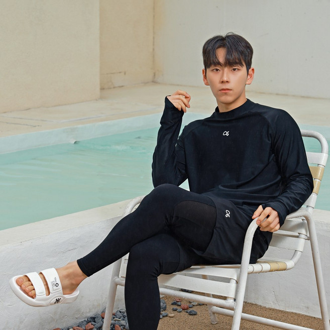 유세븐 남성용 국내생산 기능성 크레오라 스판 원단 오버핏 루즈핏 래쉬가드 운동복 긴팔, L, 블랙