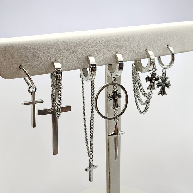 온더마스 써지컬 엔틱 링 십자가 드롭 피어싱 2개입