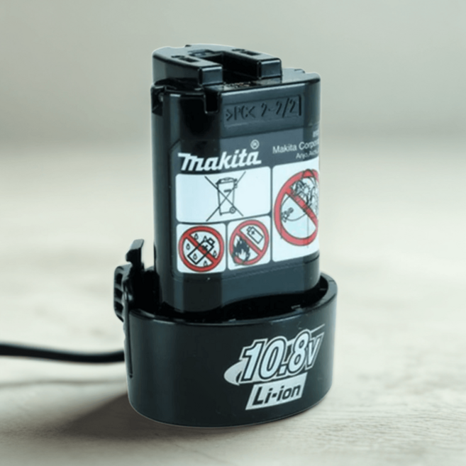 마끼다 리튬이온배터리 충전 10.8V 1.3Ah BL1013 기본선택, 색상:옵션없음