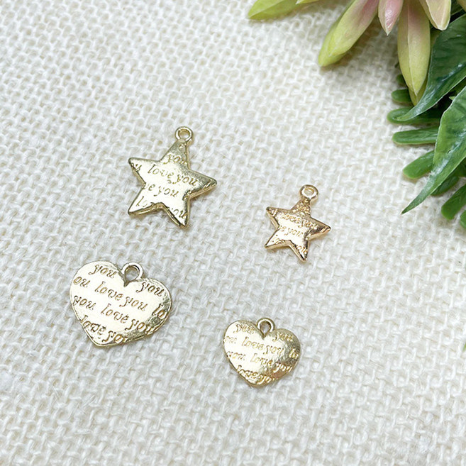 헤세드 골드 하트 스타 양면로고 펜던트 참장식(4종세트), 1개