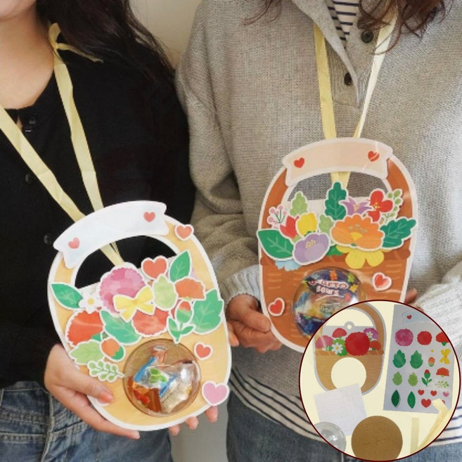 유치원 카네이션 목걸이 인간화환 어버이날 파티 장식 소품 행사 종이, 1개, MOON 카네이션 바구니