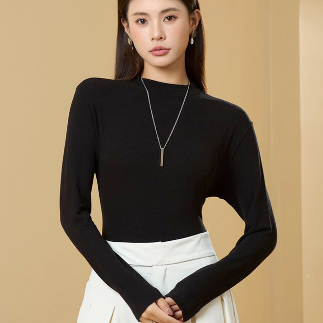 여성 반목 목폴라티