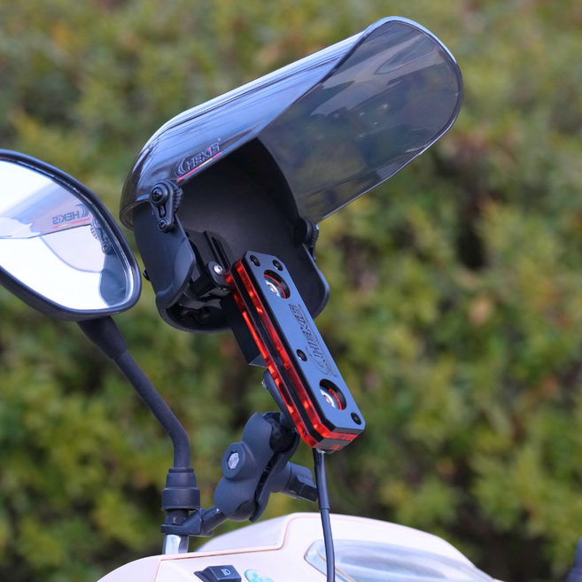 체키스 오토바이 휴대폰 자석충전 슬림 거치대 1구 거치대 전용 헬멧형 썬바이져 세트상품, 클리어, 그린