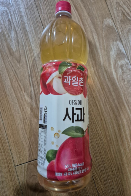 해태 과일촌 아침에 사과 1.5, 1.5L, 8개