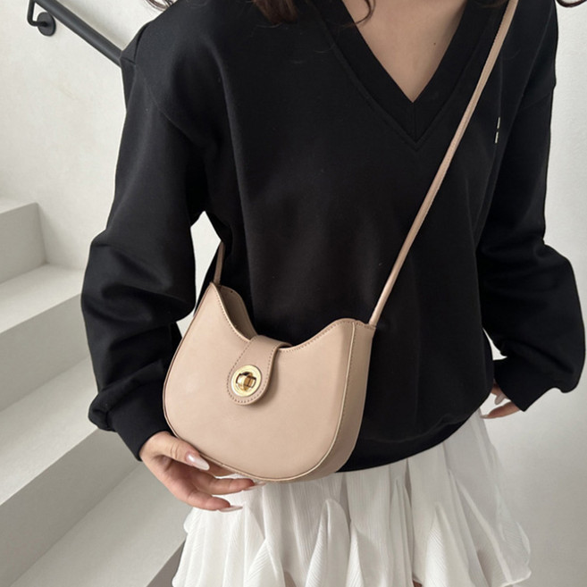 문포인트 엣지 숄더 크로스백