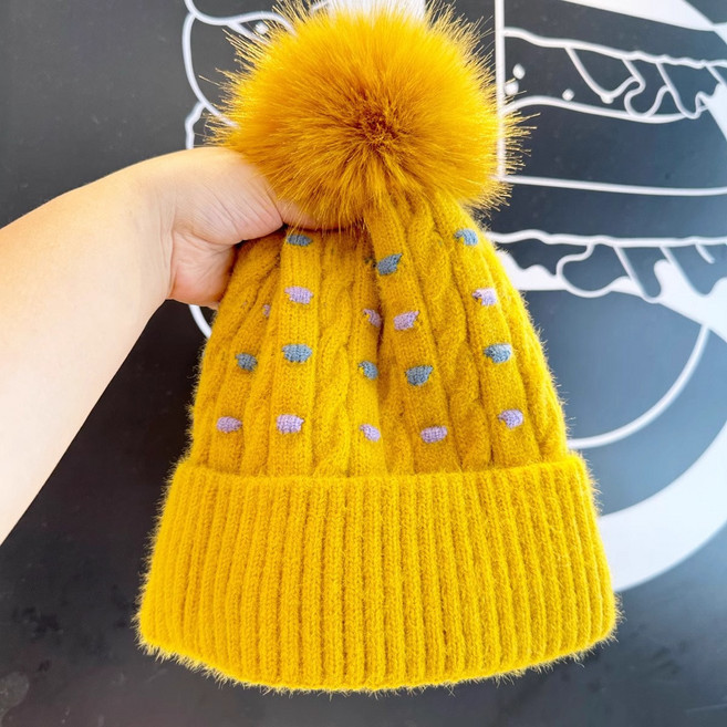 해피유통 여성 귀여운 털볼 두꺼운 니트 모자 가을겨울 보온 모자bsq