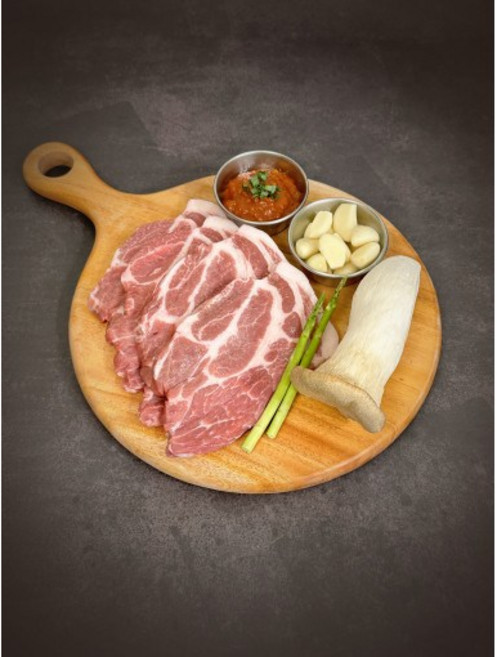 [청정지역] 경북 문경 약돌돼지 목살 참숯먹인돼지 목살 구이 [원산지:국산(경상북도 문경시)], 1개, 1kg