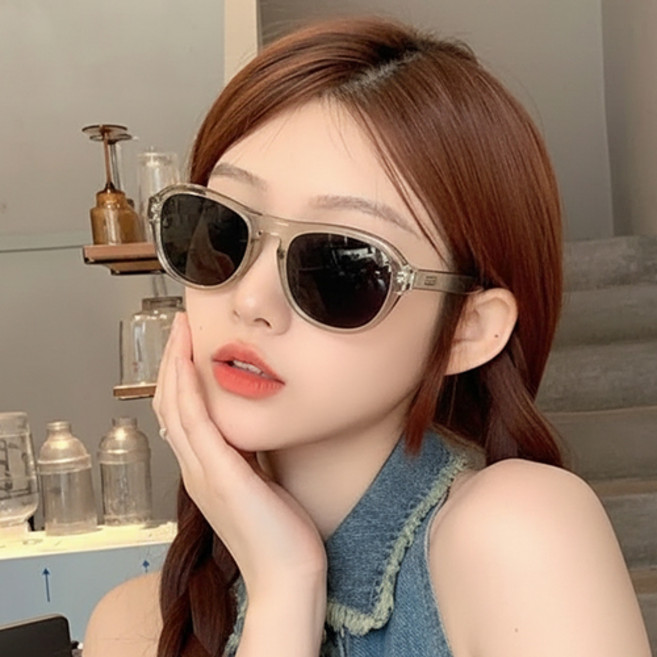 남녀공용 빈티지 레트로 뿔테 볼드 보잉 틴트 얼굴작아보이는 선글라스 F702