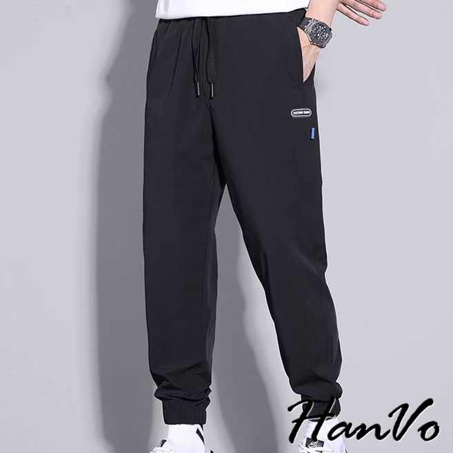 HanVo 男款橢圓小標休閒束腳長褲 潮流輕薄韓版直筒長褲 B04-4009
