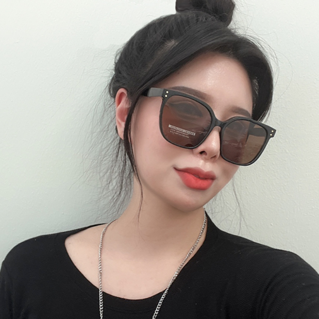 VANANA2 투포인트 오버프레임 남녀공용 컬러 틴트 뿔테 선글라스