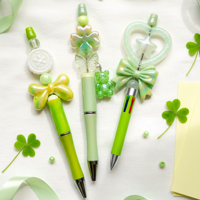 굿즈라이프 볼꾸 볼펜 꾸미기 비즈 파츠 재료 세트, 1세트, 네잎클로버 3개