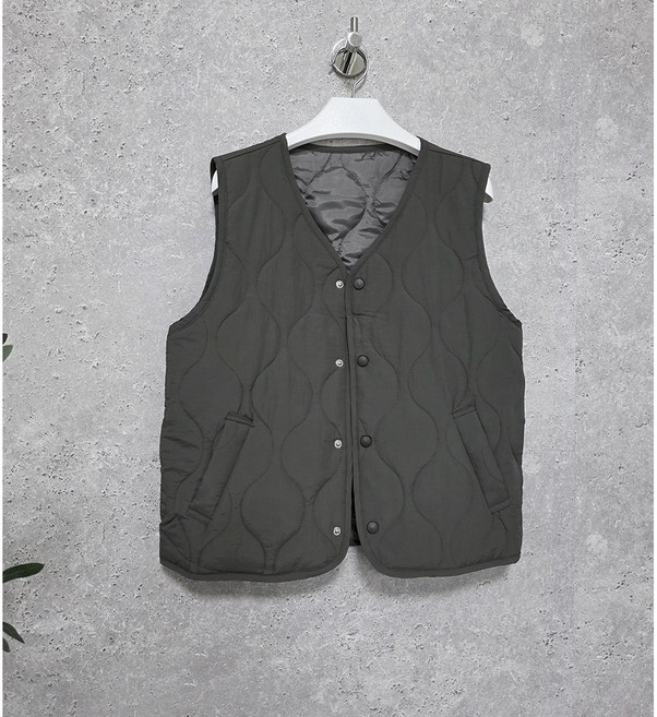 [제이웰] 여성 퀼팅 패딩 조끼 경량 베스트 브이넥 간절기 아우터